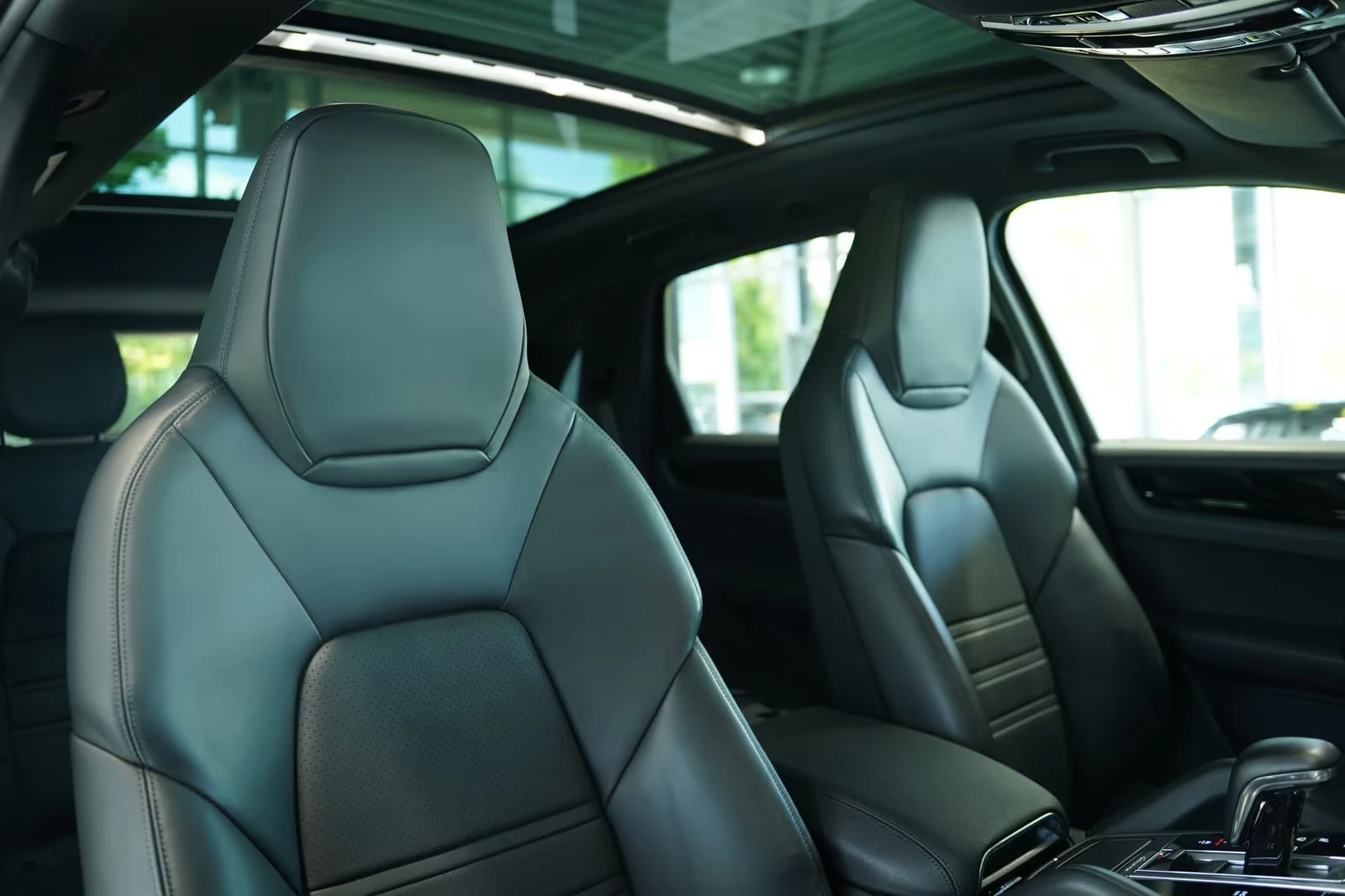 2018 Porsche Cayenne CHRONO 340HP PANO 360 MEMO LED CPLAY 355q — 14
