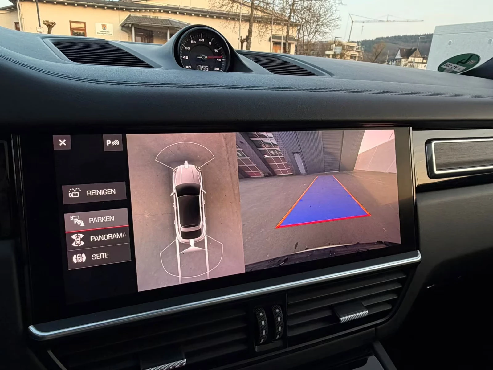 2020 Porsche Cayenne GTS 460HP COUPE PANO 360 MEMO HUD BOSE CPLAY 357q — 10