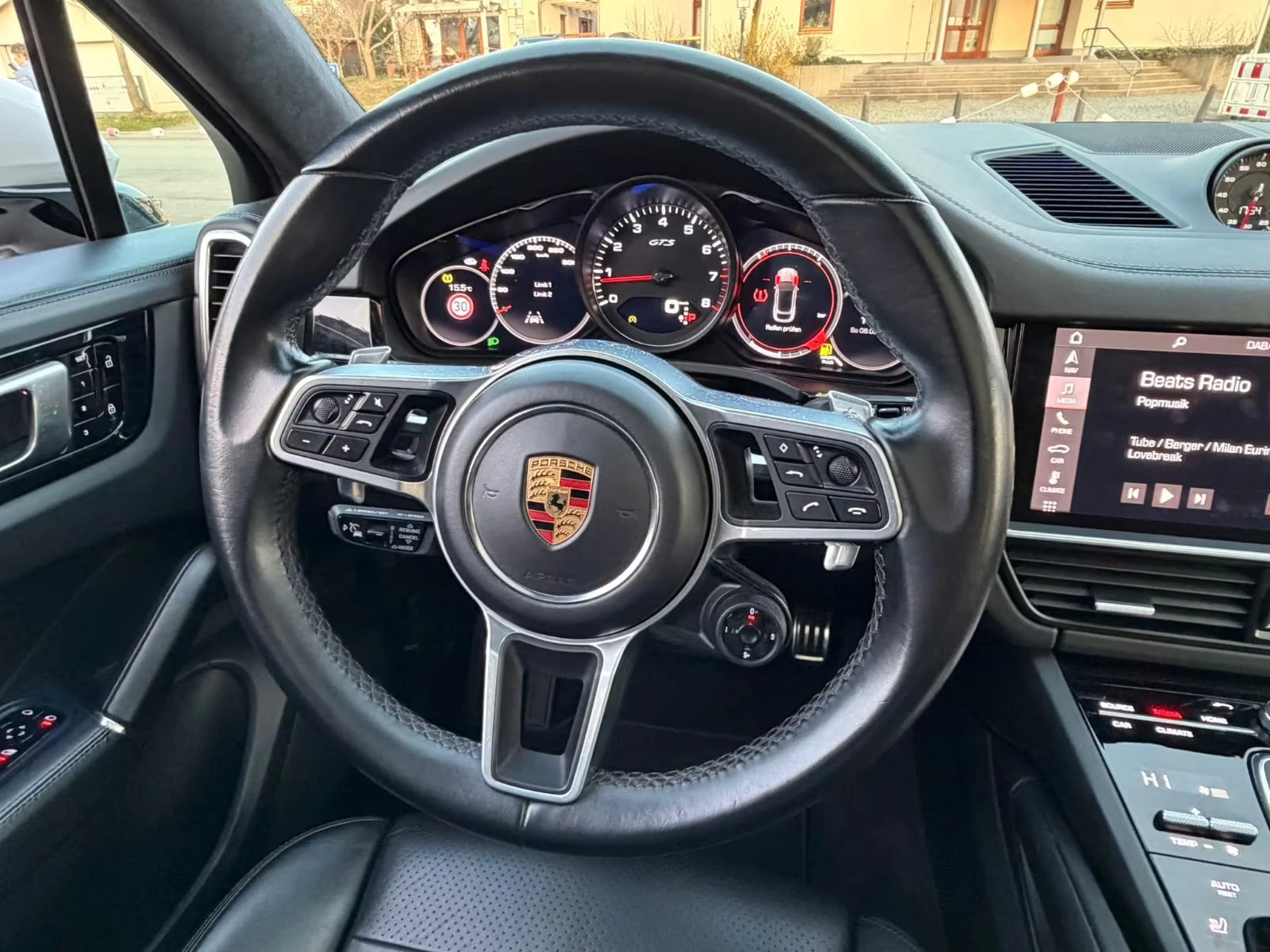 2020 Porsche Cayenne GTS 460HP COUPE PANO 360 MEMO HUD BOSE CPLAY 357q — 9
