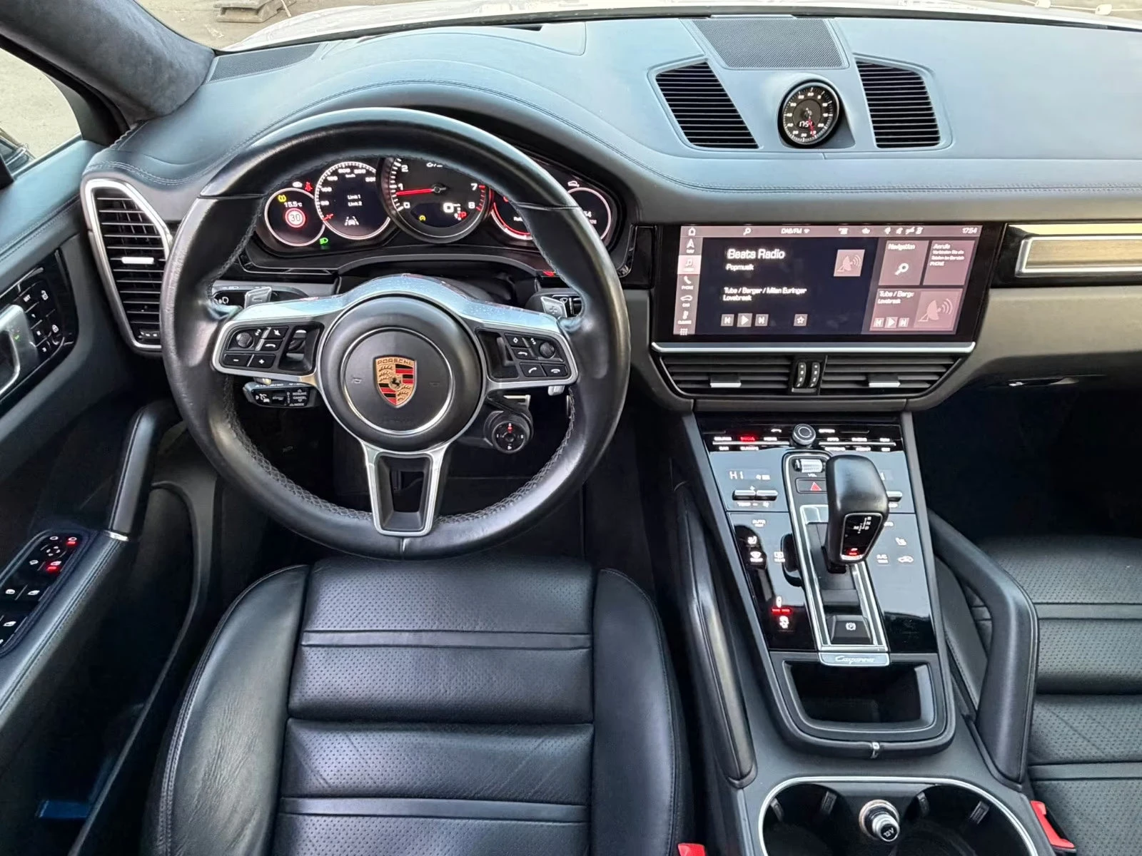 2020 Porsche Cayenne GTS 460HP COUPE PANO 360 MEMO HUD BOSE CPLAY 357q — 8