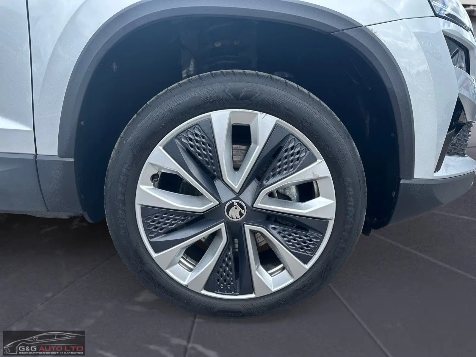 2024 Skoda Karoq 2.0TDI 116HP DSG STYLE ACC CPLAY 365q — 6