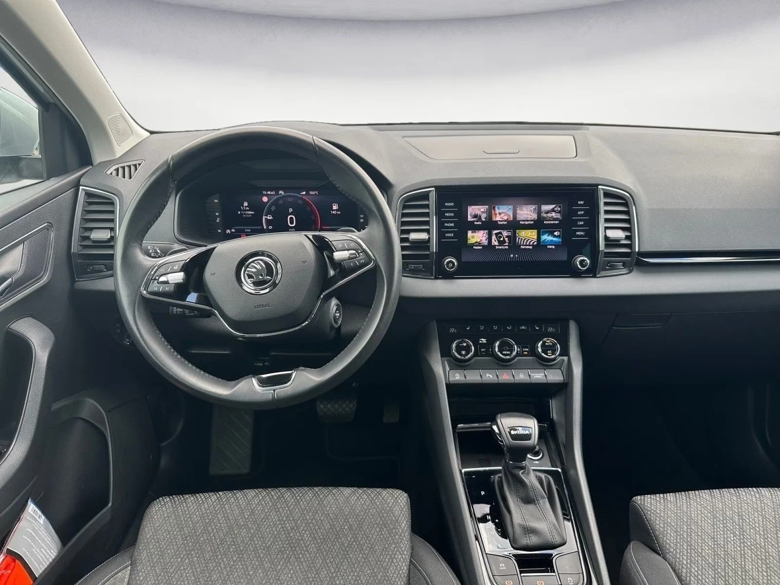 2024 Skoda Karoq 2.0TDI 116HP DSG STYLE ACC CPLAY 365q — 9