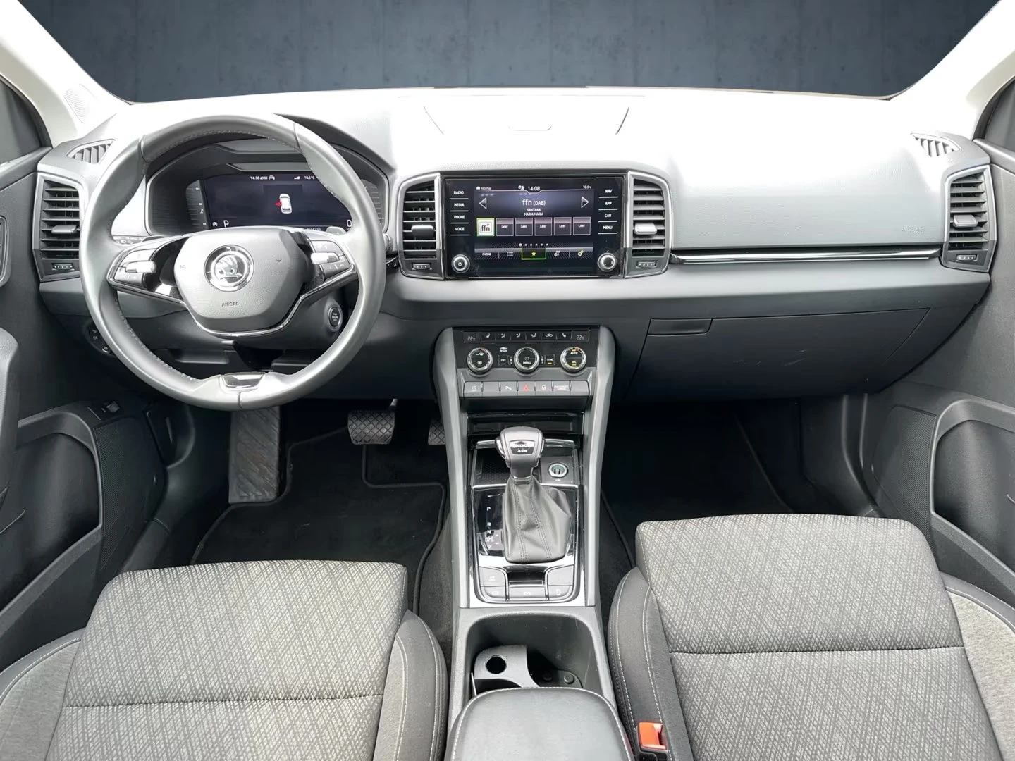 2024 Skoda Karoq 2.0TDI 150HP 4X4 STYLE MATRIX AHK MEMO LED 366q — 10