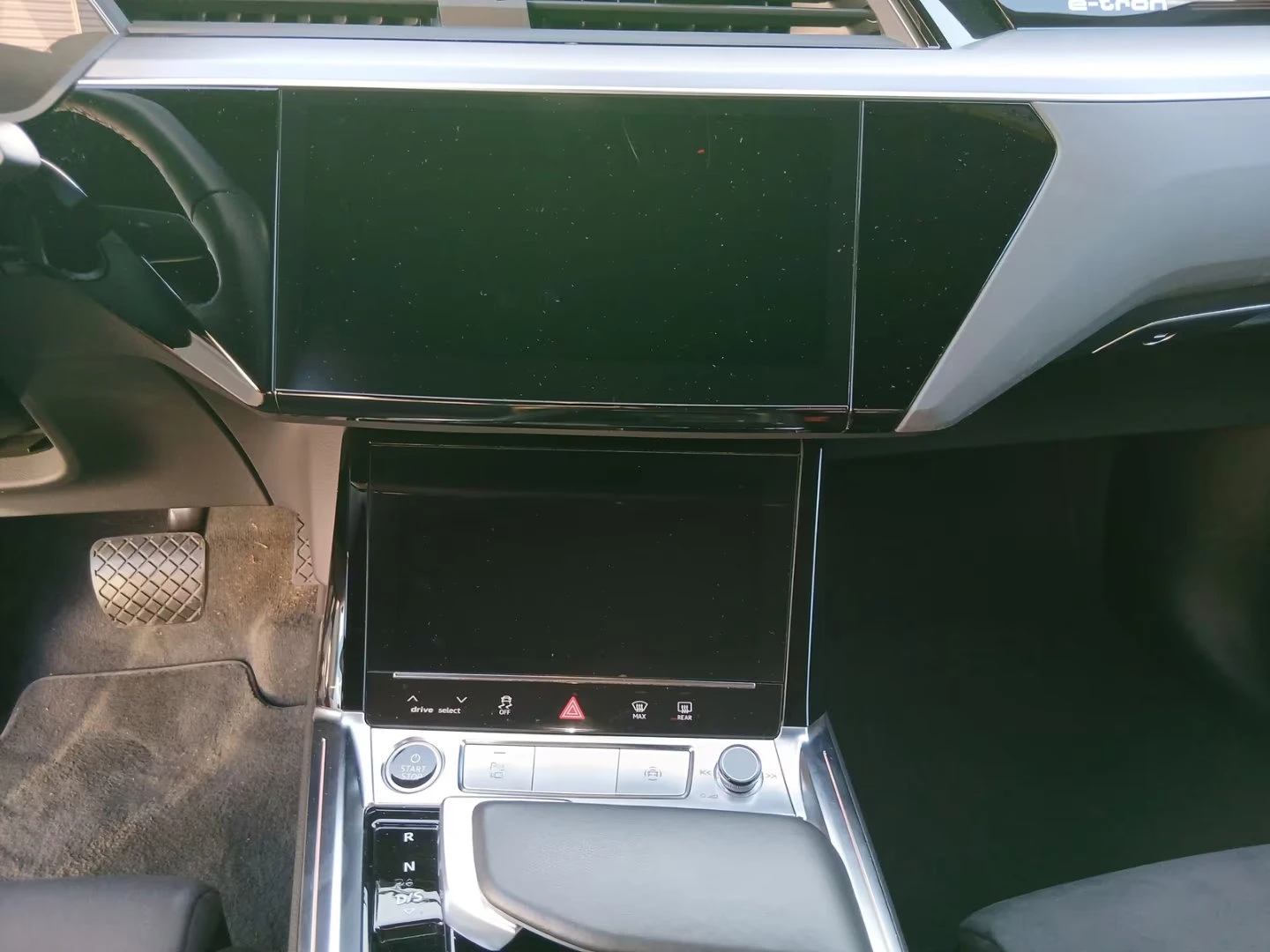 2024 Audi Q8 50 E-TRON 340HP SPORTBACK ADVANCED AHK CPLAY 371q — 12