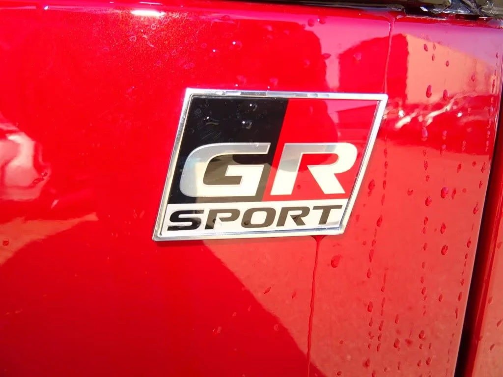 2025 Toyota RAV4 НОВ! HEV 222HP GR-SPORT JBL 360 MEMO 4X4 399q — 11