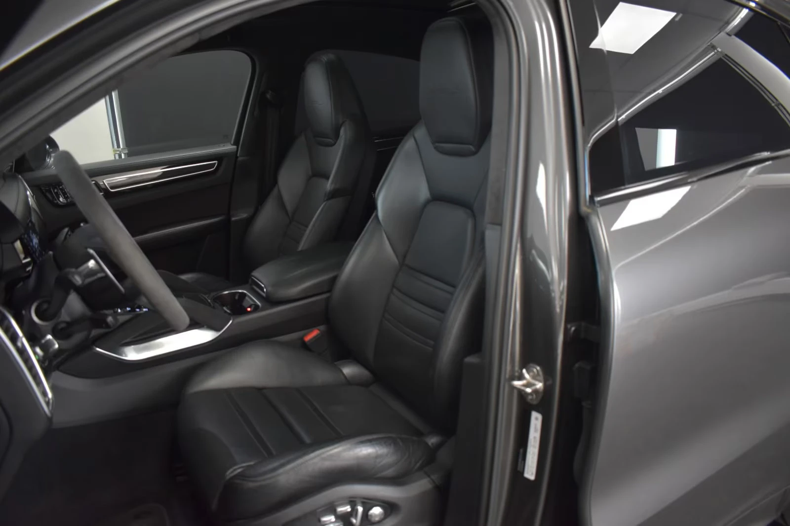 2020 Porsche Cayenne TURBO-S-E 680HP COUPE 360 TECHART PANO 484z — 10