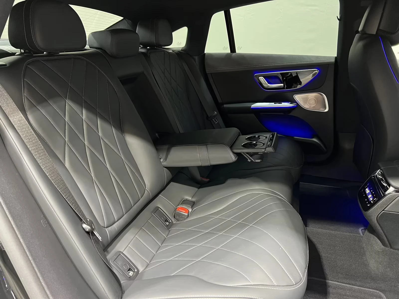 2022 Mercedes-Benz EQE 350+ AMG 306HP NIGHT PREMIUM 360 СЕРТИФ. БАТ 264h — 13