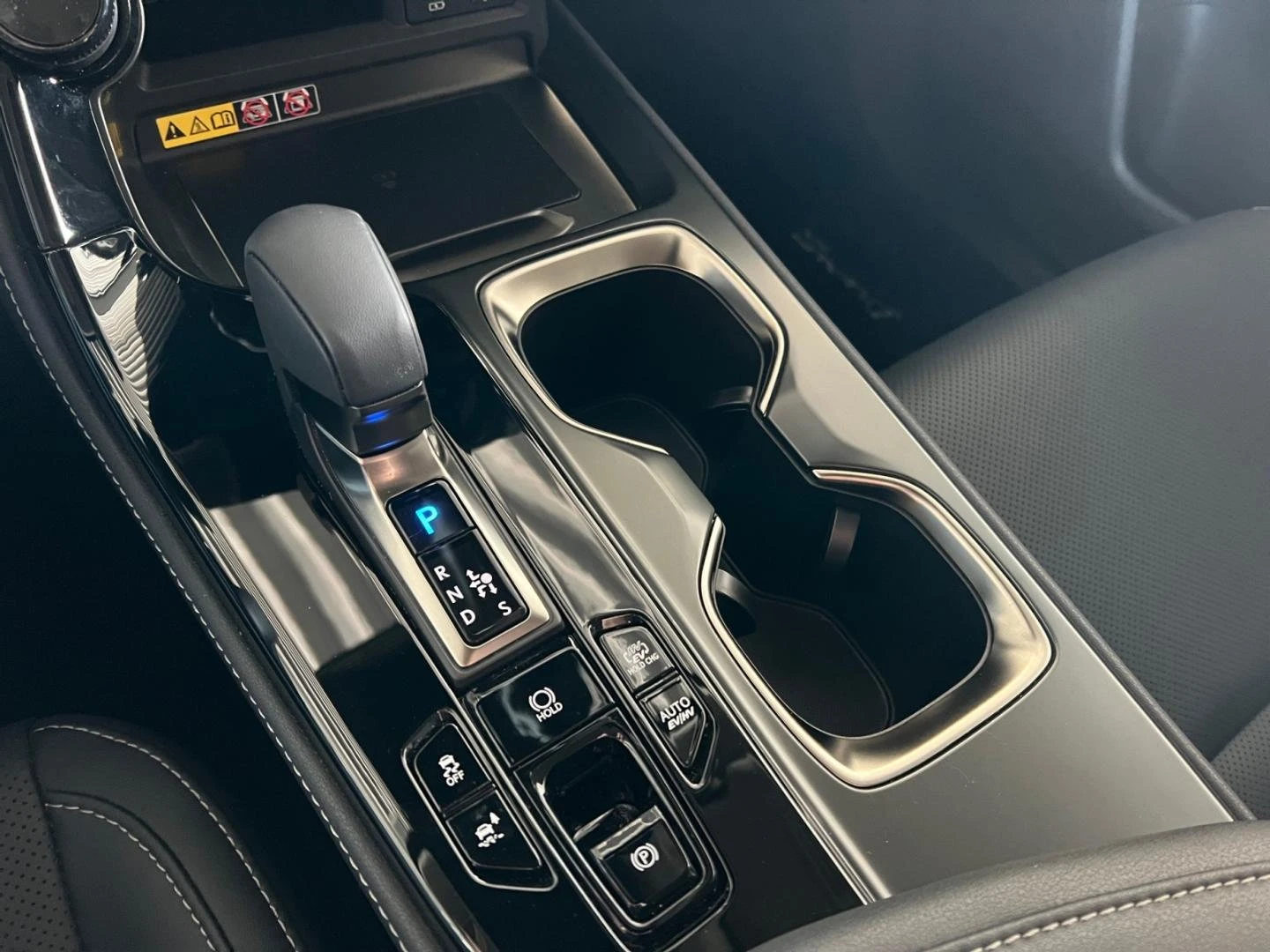 2025 Lexus NX 450 h+ E-FOUR 292HP BUSINESS CAM LED NAVI KLESS 439q — 13