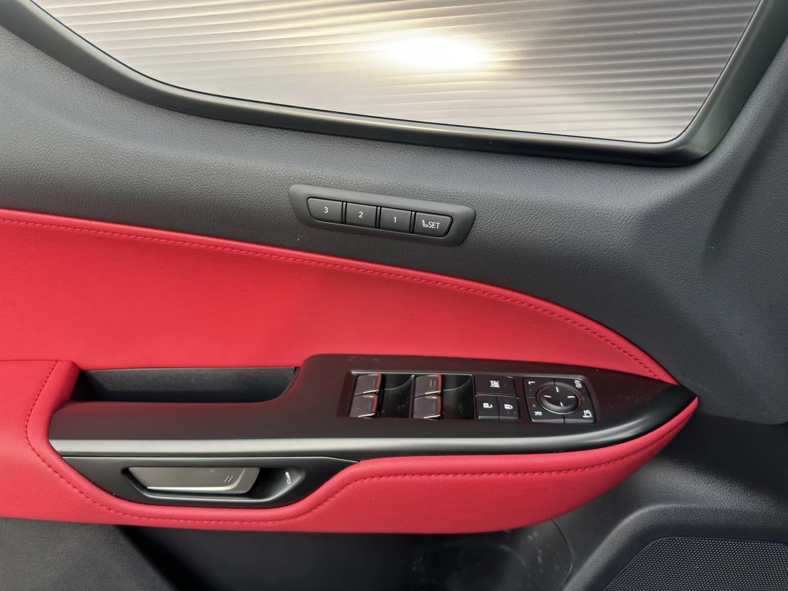 2024 Lexus NX 450 h+ 4x4 309HP F-SPORT HUD 360 MEMO NAVI LED 441q — 13