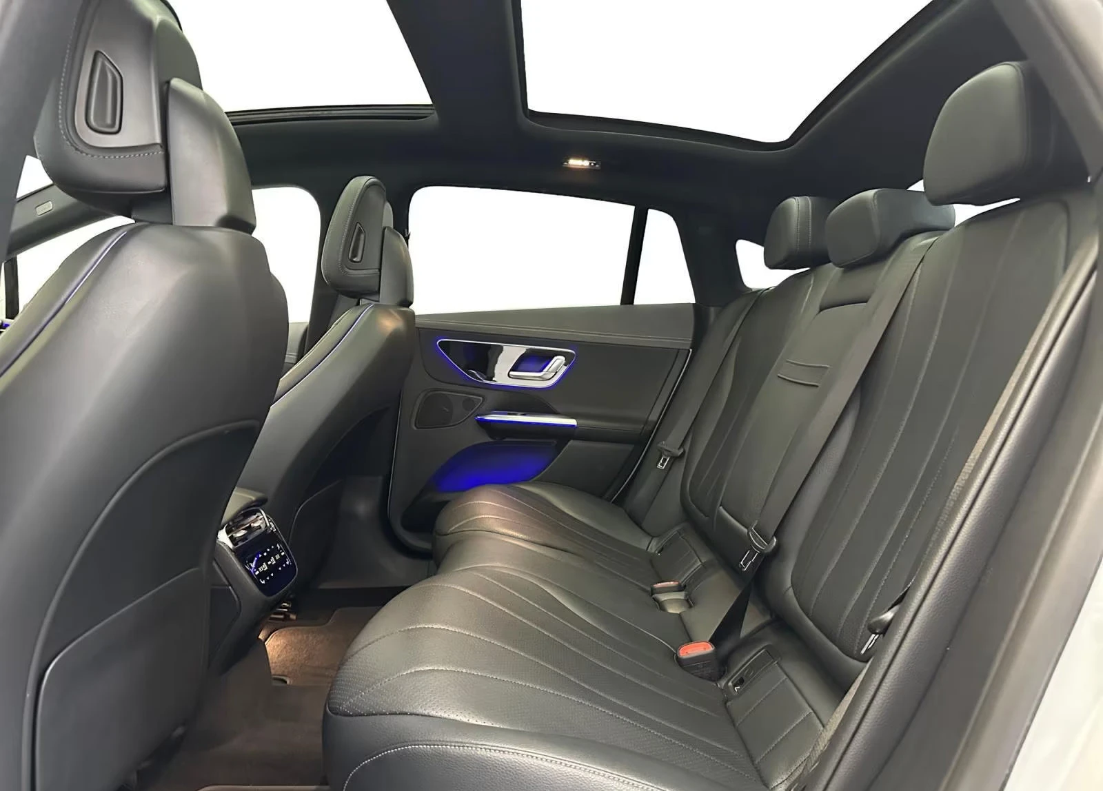 2022 Mercedes-Benz EQE 350+ ELECTRIC-ART 292HP PANO 360 MEMO ACC 443q — 11