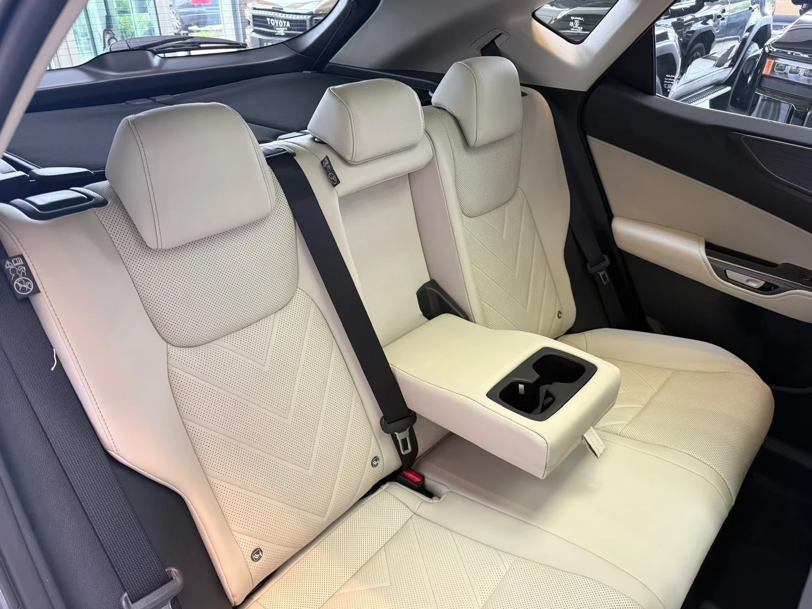 2026 Lexus NX 450 h+ 4X4 292HP LUXURY 360 PANO M.LEV HUD MEMO 444q — 15