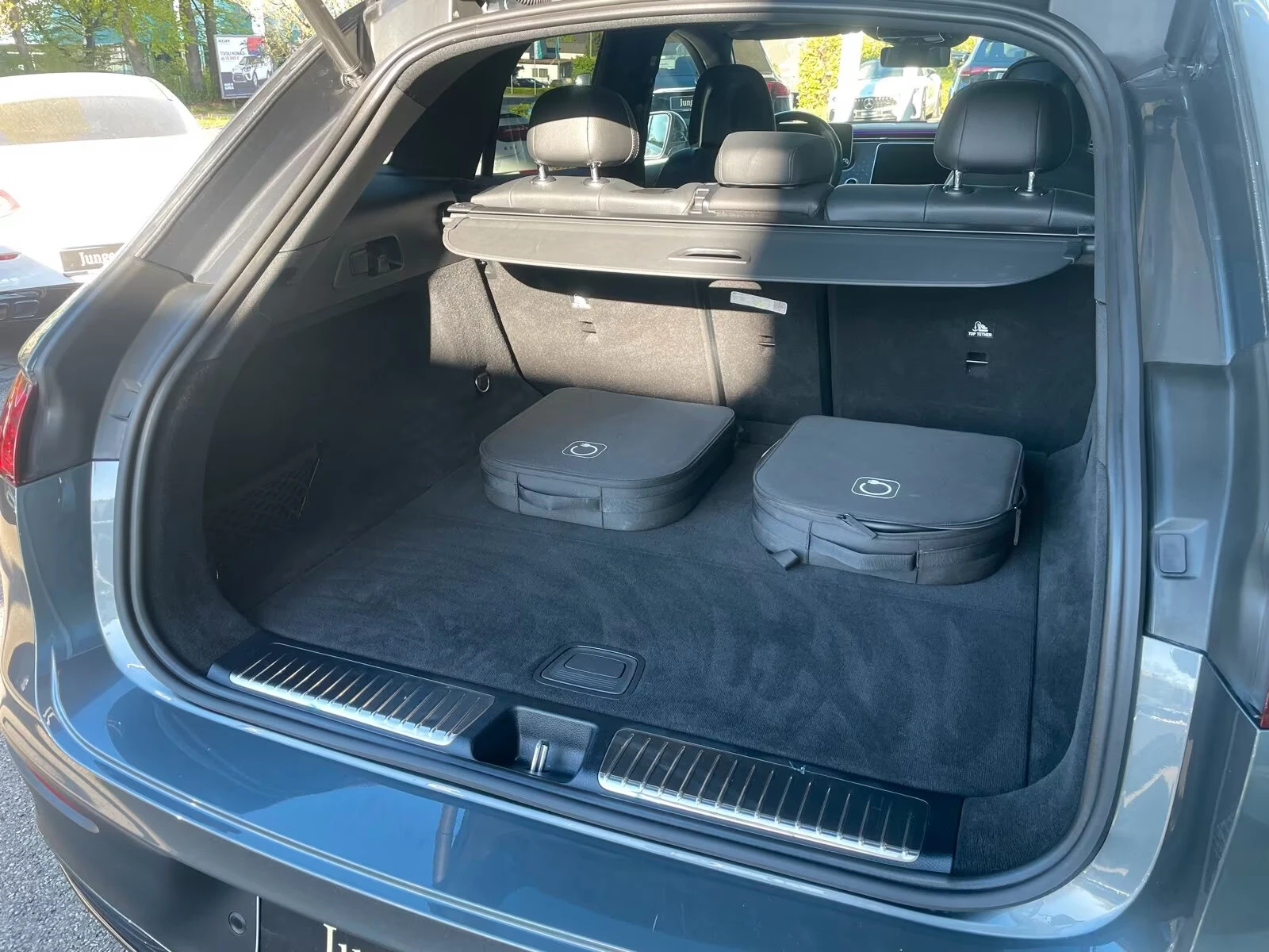 2023 Mercedes-Benz EQE SUV 292HP 350+ AMG NIGHT PANO BURM 360 MEMO 446q — 16