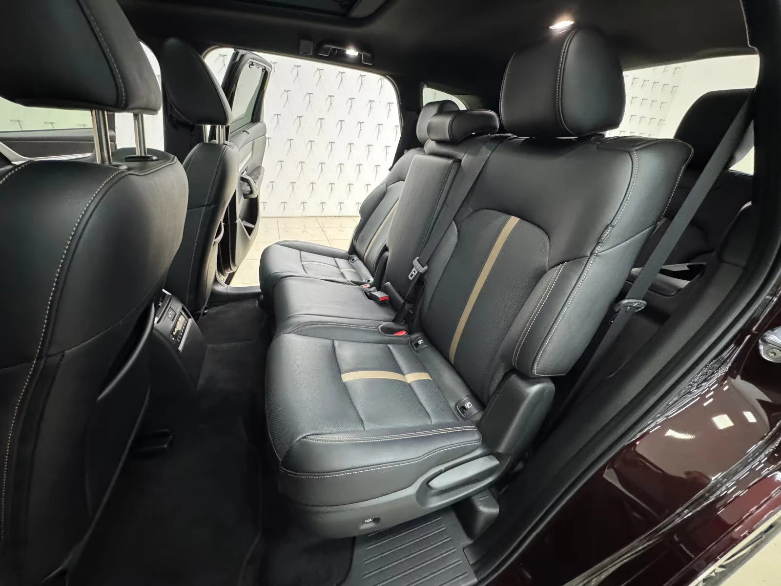 2025 Mazda CX-80 2.5PHEV 328HP HOMURA-PLUS 7S PANO 360 BOSE 455q — 14