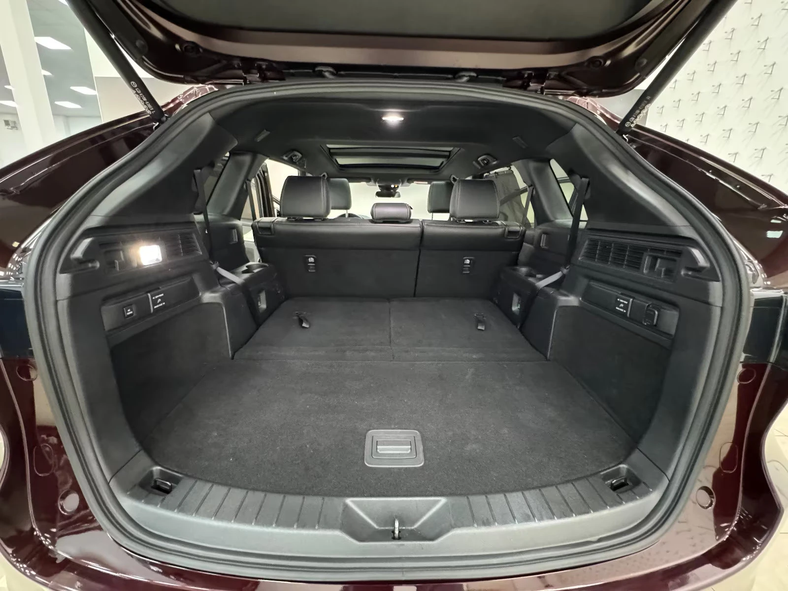 2025 Mazda CX-80 2.5PHEV 328HP HOMURA-PLUS 7S PANO 360 BOSE 455q — 16