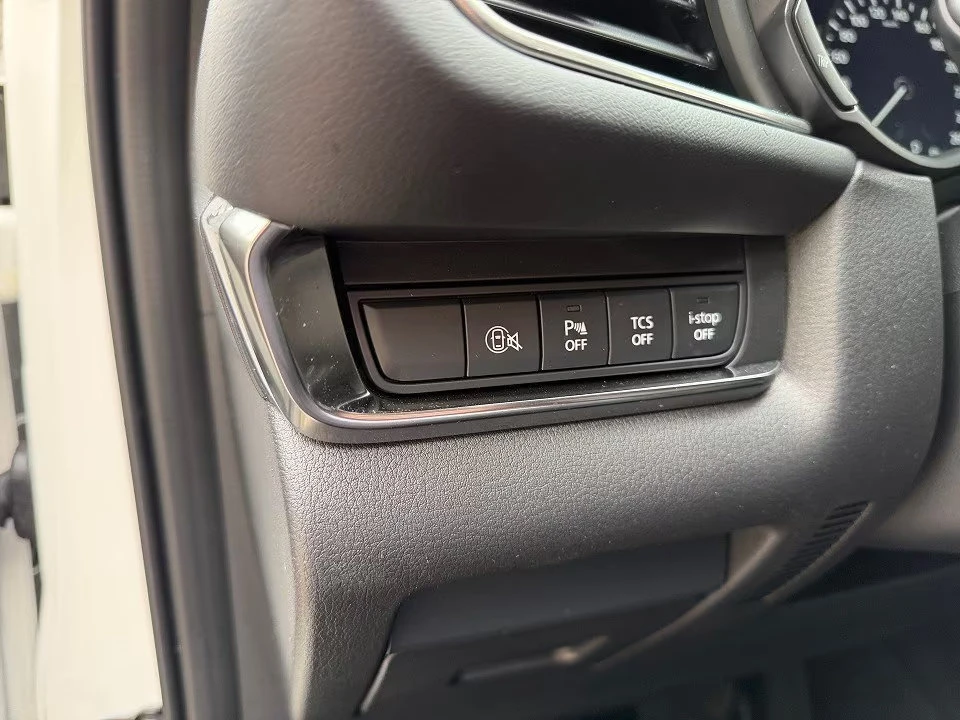 2025 Mazda CX-30 e-SKYACTIVE 140HP MHEV CAM HUD KLESS CPLAY 459q — 12