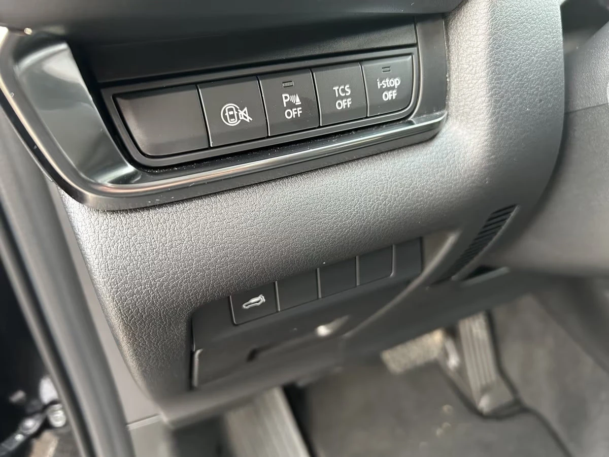 2025 Mazda CX-30 e-SKYACTIVE G 140HP MHEV HOMURA CAM HUD NAVI 460q — 9